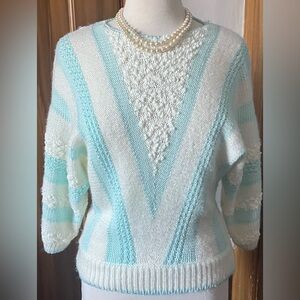 Clovelly Vintage White and Blue Women's Sweater